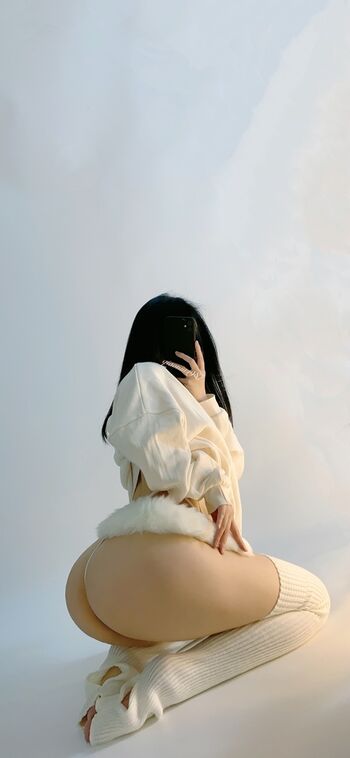 Full leaked Qiaoniutt  page private onlyfans photo