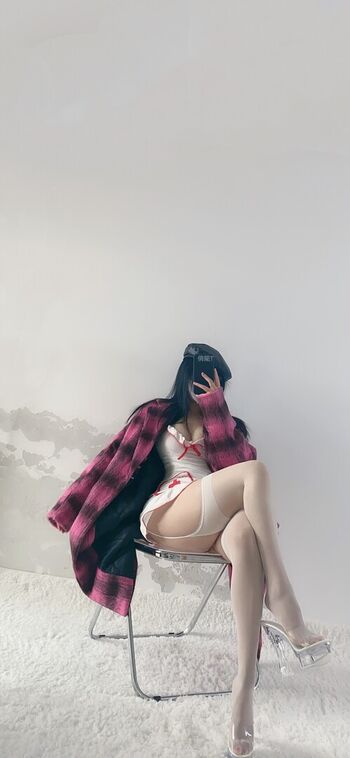 Full leaked Qiaoniutt  page private onlyfans photo