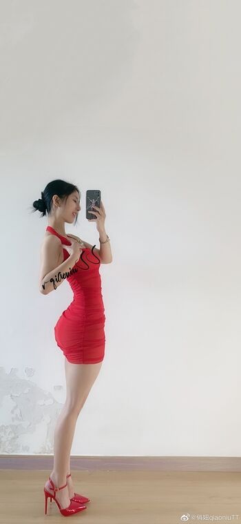 Full leaked Qiaoniutt qiaoniu qiaoniutt qiaoniu page private onlyfans photo