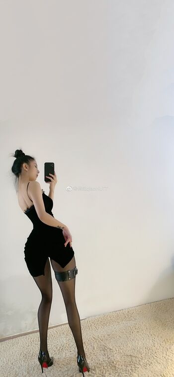 Full leaked Qiaoniutt qiaoniu qiaoniutt qiaoniu page private onlyfans photo