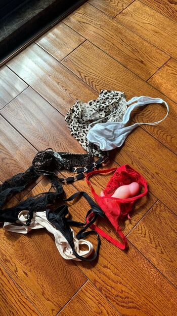 Full leaked Qiaoniutt qiaoniu qiaoniutt qiaoniu page private onlyfans photo