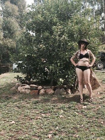 Full leaked Qinara shadowfoot private onlyfans photo