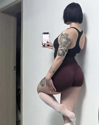 Full leaked Qisevenmonth private onlyfans photo