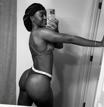 Full leaked Queen aminata private onlyfans photo