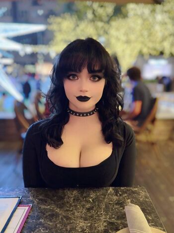 Full leaked Queen nephi private onlyfans photo