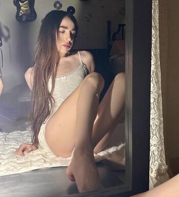 Full leaked Queendanzlyy private onlyfans photo