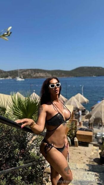 Full leaked Queenle private onlyfans photo