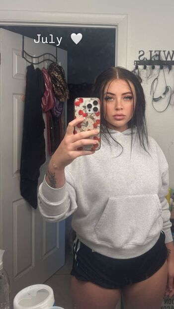 Full leaked Queentaylor private onlyfans photo