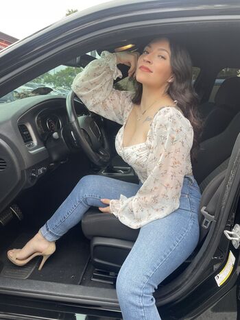 Full leaked Raelynn private onlyfans photo