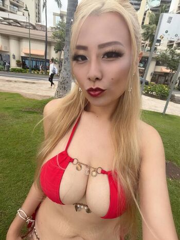 Full leaked Raina huang page private onlyfans photo
