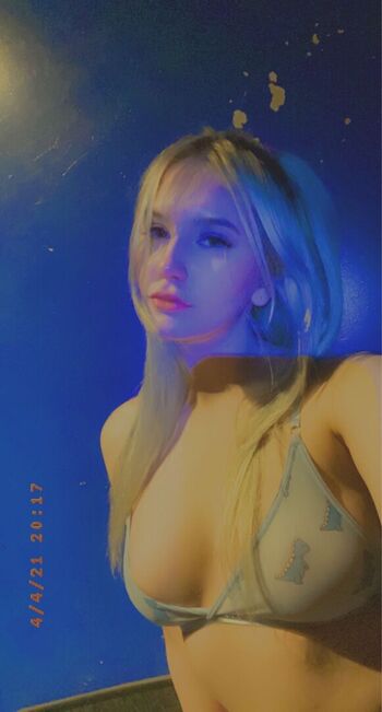 Full leaked Ravenxariel private onlyfans photo