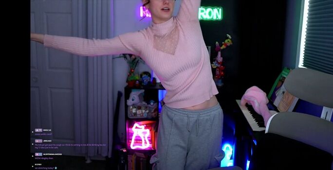 Full leaked Rayactions private onlyfans photo