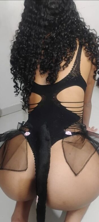 Full leaked Raylla venturxs private onlyfans photo