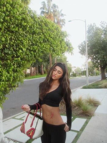 Full leaked Rayna v private onlyfans photo