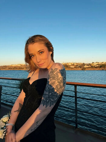 Full leaked React girlsyt private onlyfans photo