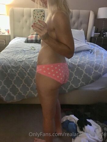Full leaked Realamericanwife private onlyfans photo