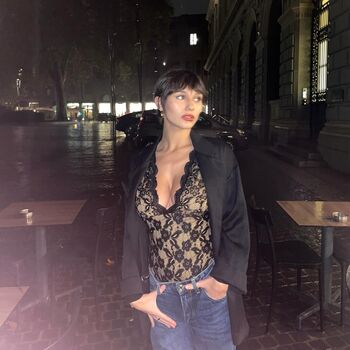 Full leaked Rebeccaavallee private onlyfans photo