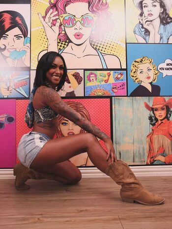 Full leaked Red velvet private onlyfans photo