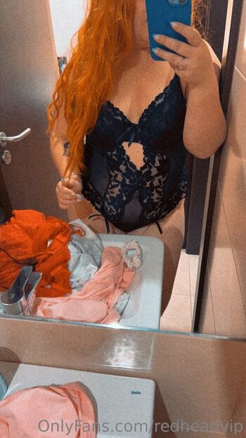 Full leaked Redheadvip  page private onlyfans photo