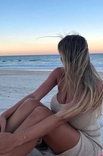 Full leaked Reegan baildon page private onlyfans photo