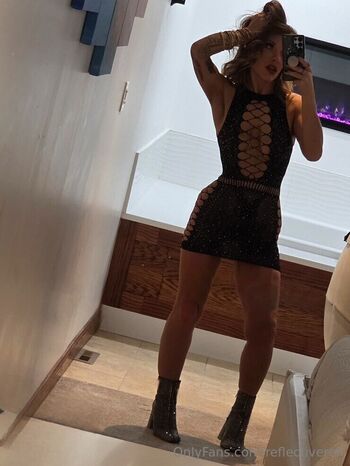 Full leaked Reflectiveren page private onlyfans photo