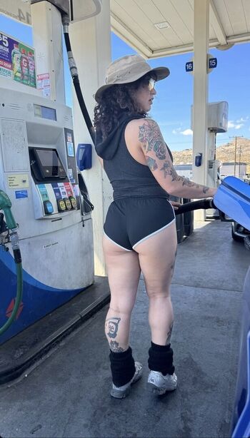 Full leaked Remi wolf private onlyfans photo