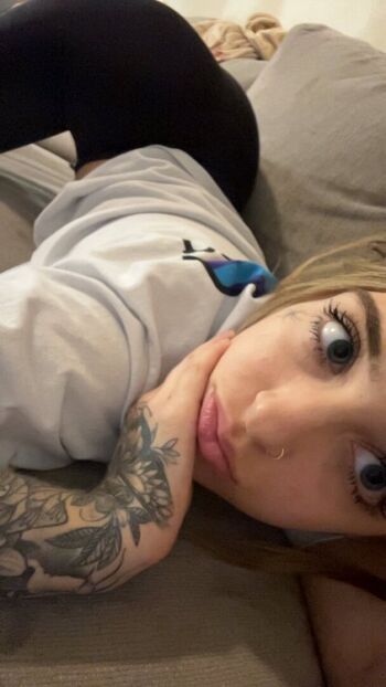 Full leaked Remmyluvskii private onlyfans photo