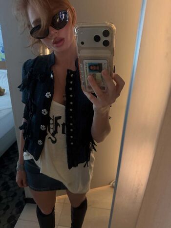 Full leaked Renatarii private onlyfans photo