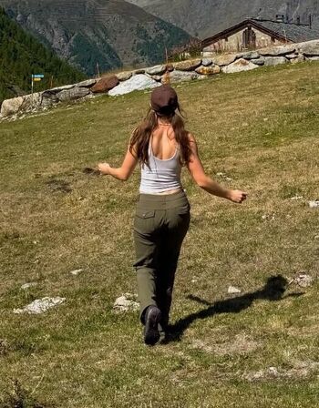 Full leaked Rhiannonhikes page private onlyfans photo