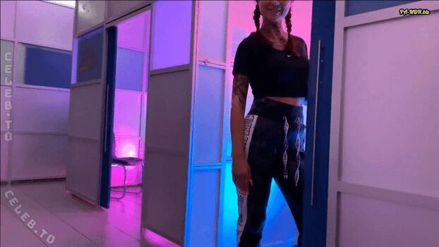 Full leaked Ria red private onlyfans photo