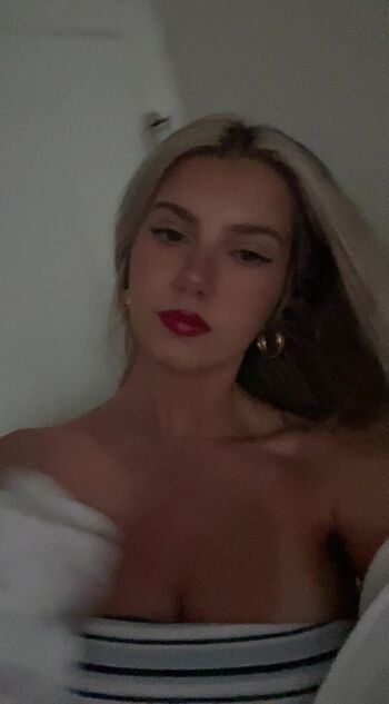 Full leaked Rianabailey page private onlyfans photo
