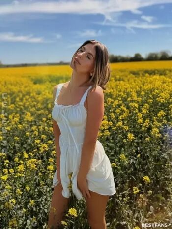 Full leaked Ricarda wolf private onlyfans photo