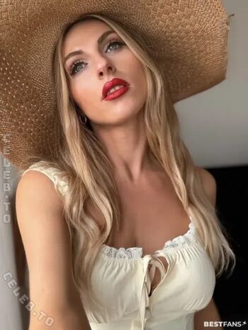 Full leaked Ricarda wolf page private onlyfans photo