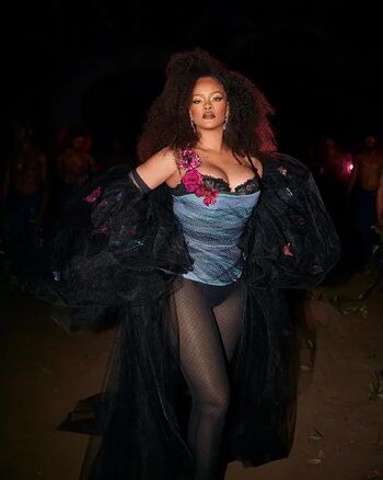 Full leaked Rihanna  page private onlyfans photo