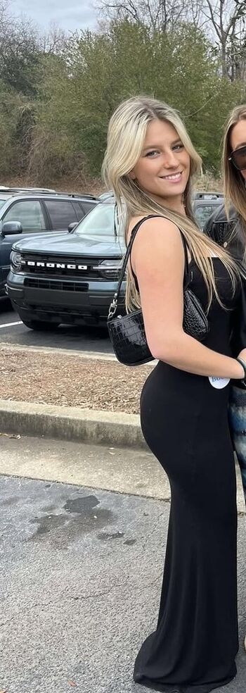 Full leaked Rina  page private onlyfans photo