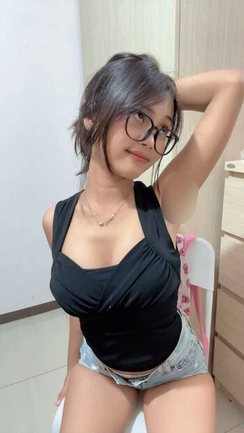 Full leaked Riska saputri private onlyfans photo