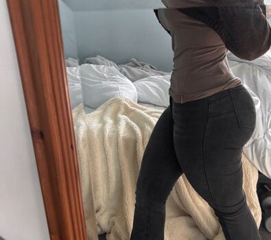 Full leaked Robyn  page private onlyfans photo