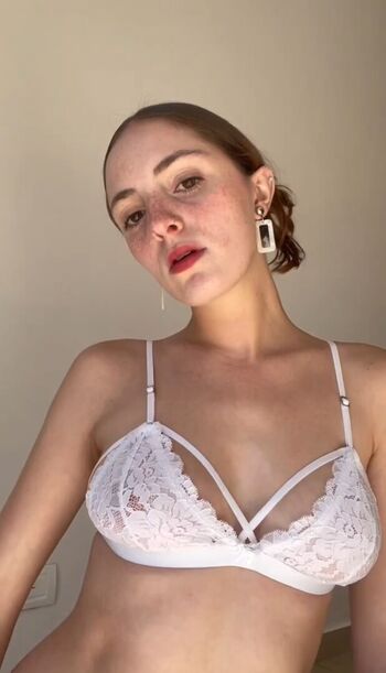 Full leaked Rochyailen private onlyfans photo