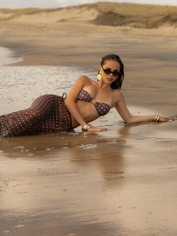 Full leaked Romane bertrand page private onlyfans photo