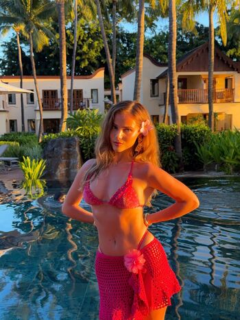 Full leaked Romane bertrand private onlyfans photo