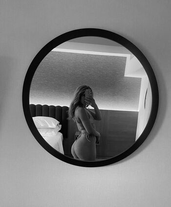 Full leaked Romitavlz private onlyfans photo