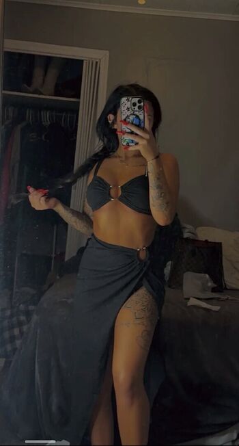 Full leaked Ronika eskins page private onlyfans photo