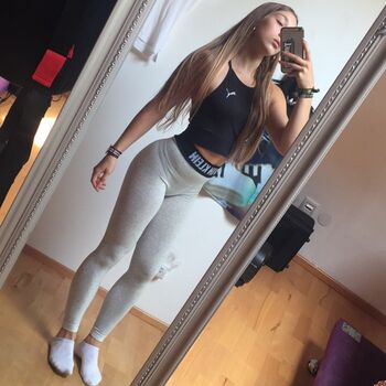 Full leaked Ronja fitness page private onlyfans photo
