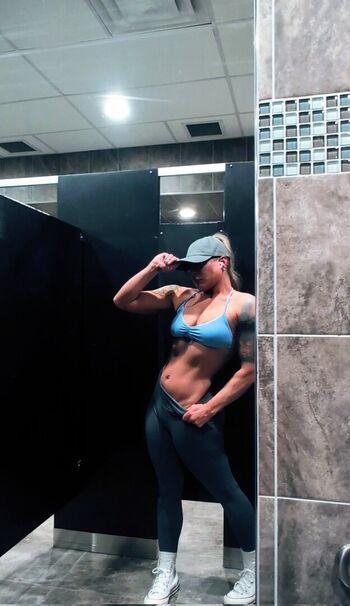 Full leaked Rorapickles private onlyfans photo