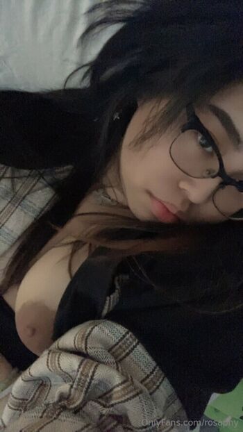 Full leaked Rosaphy private onlyfans photo