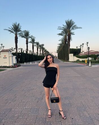 Full leaked Rose woo page private onlyfans photo