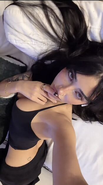 Full leaked Rose zara private onlyfans photo