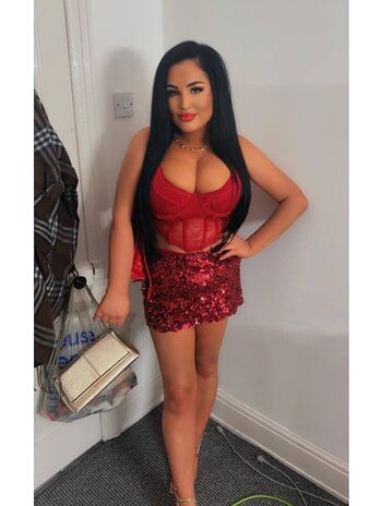 Full leaked Rosiemayfendleyx private onlyfans photo