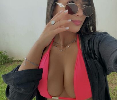 Full leaked Rossaurad private onlyfans photo