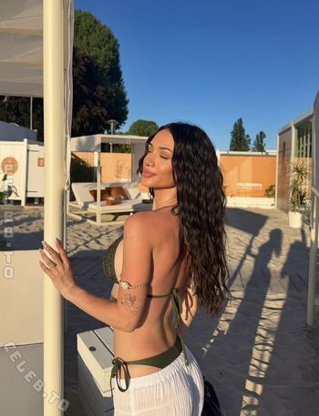 Full leaked Rossellaml private onlyfans photo